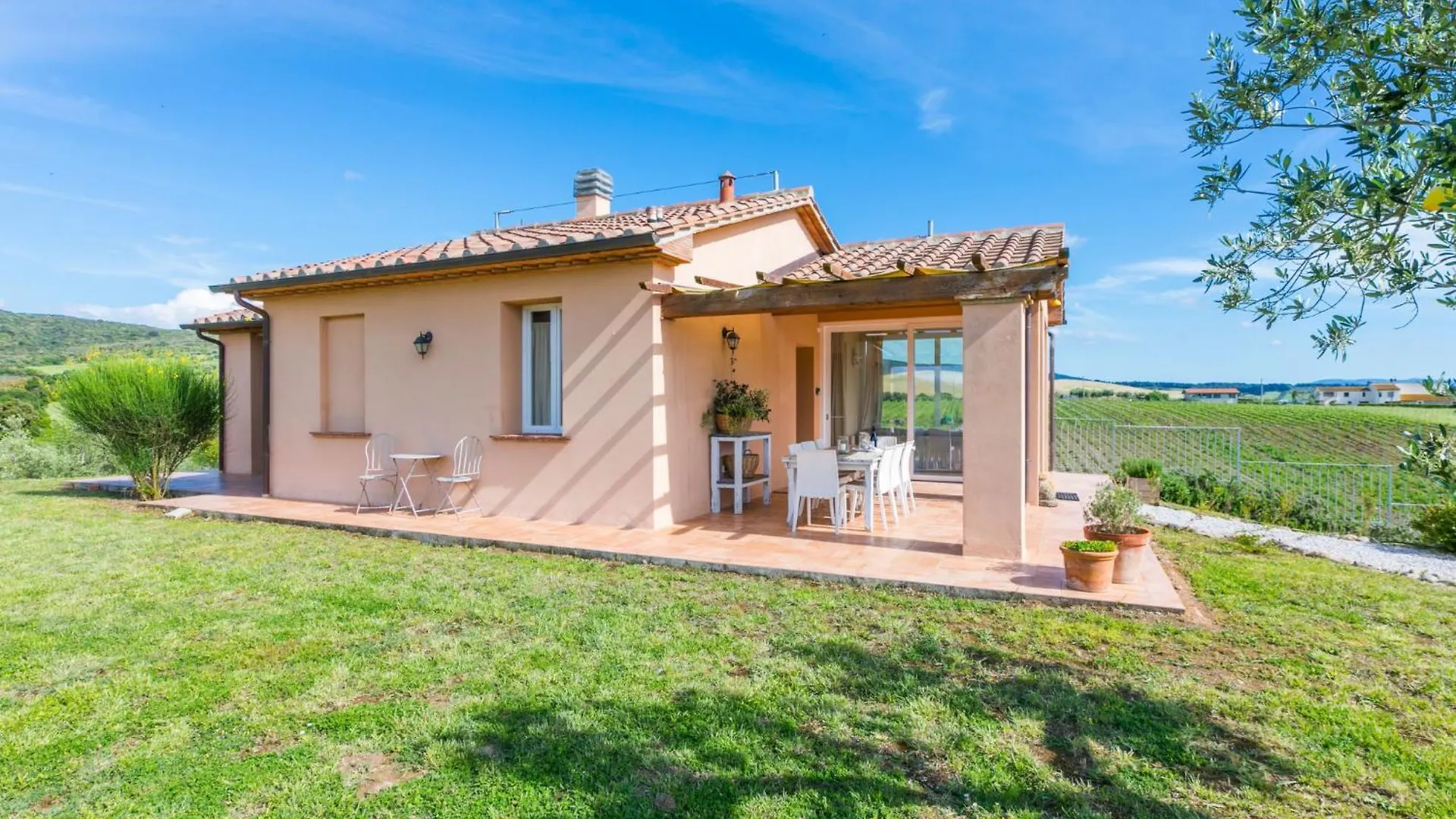 Holiday Home Il Fienile By Interhome Bibbona 0*,  Ιταλία