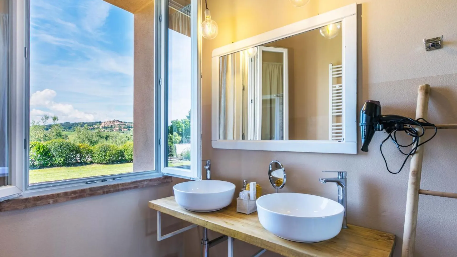 Holiday Home Il Fienile By Interhome Bibbona
